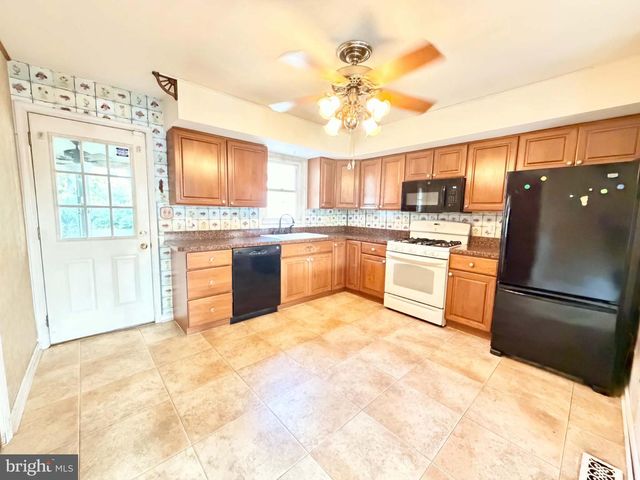 454 FLORENCE BLVD, Williamstown, NJ 08094