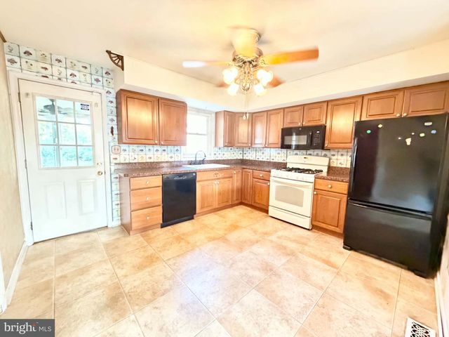 454 FLORENCE BLVD, Williamstown, NJ 08094