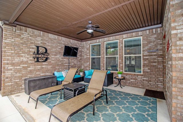3739 Buckskin Rd, Benton, AR 72015