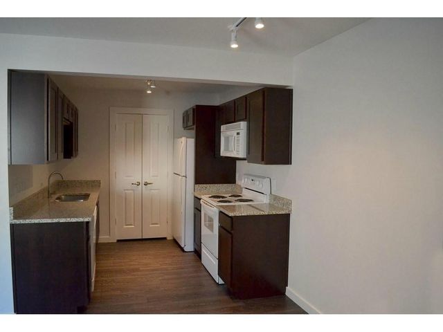 3421 W 5th Street D, Fort Worth, TX 76107