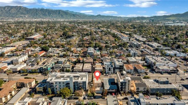 5241 Cahuenga Boulevard, North Hollywood, CA 91601