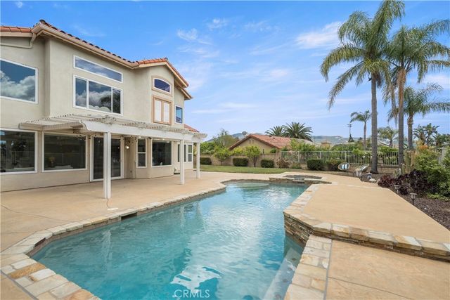 5415 Los Monteros, Yorba Linda, CA 92887