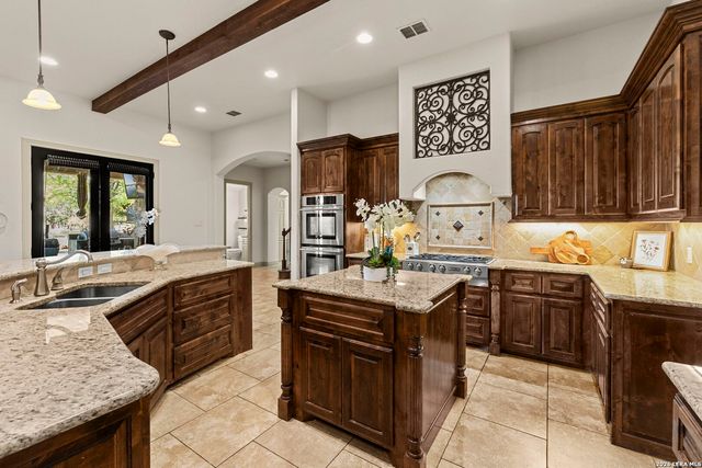 8518 Wild Trace, Garden Ridge, TX 78266