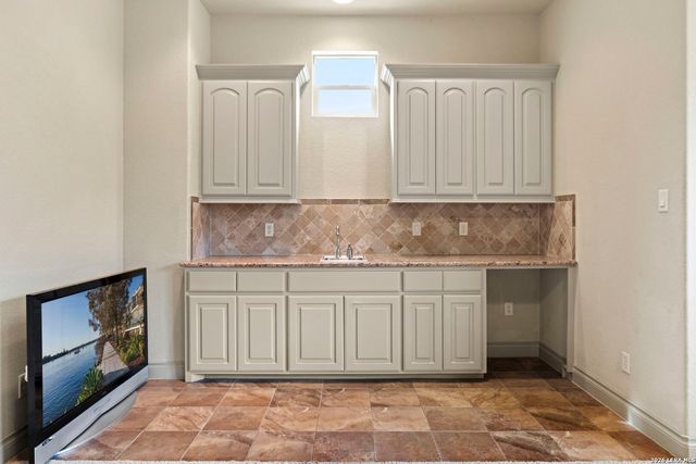 8518 Wild Trace, Garden Ridge, TX 78266