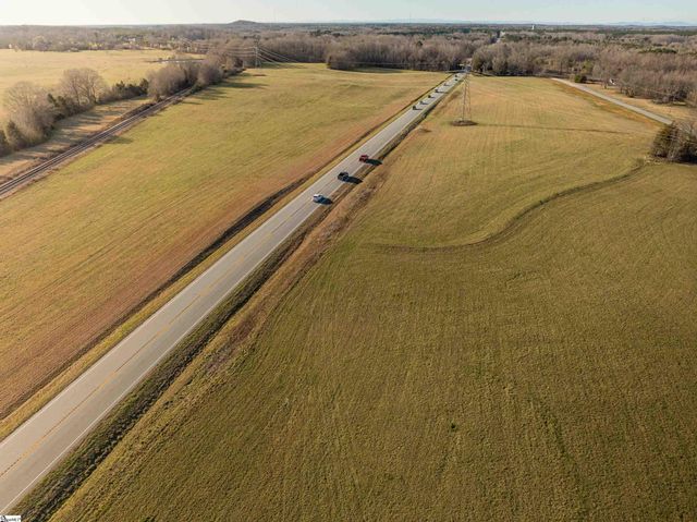 03 Sc 14 Highway, Laurens, SC 29360
