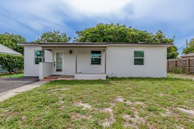 1416 S C Street, Lake Worth Beach, FL 33460