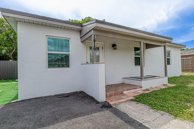 1416 S C Street, Lake Worth Beach, FL 33460