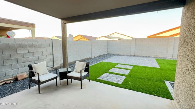 8416 W AGORA Lane, Tolleson, AZ 85353