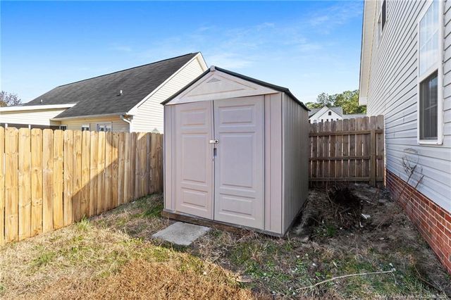 5520 Rising Ridge Drive, Hope Mills, NC 28348