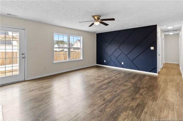 5520 Rising Ridge Drive, Hope Mills, NC 28348