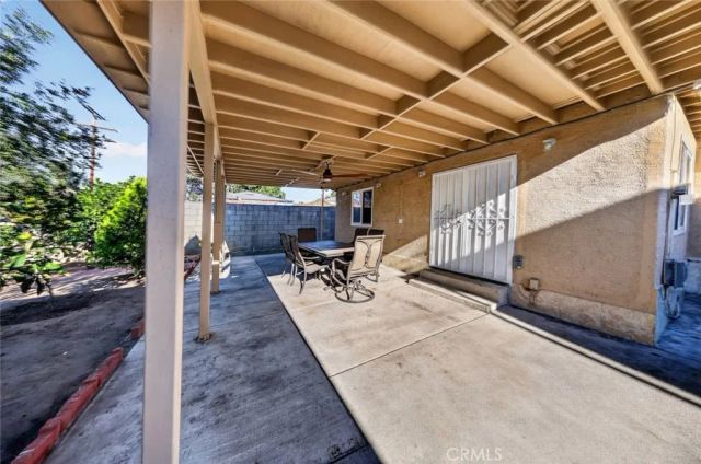 11407 Delano, North Hollywood, CA 91606
