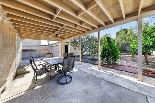 11407 Delano, North Hollywood, CA 91606