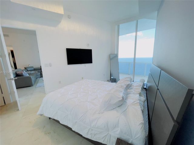 16001 COLLINS AVE 4107, Sunny Isles Beach, FL 33160