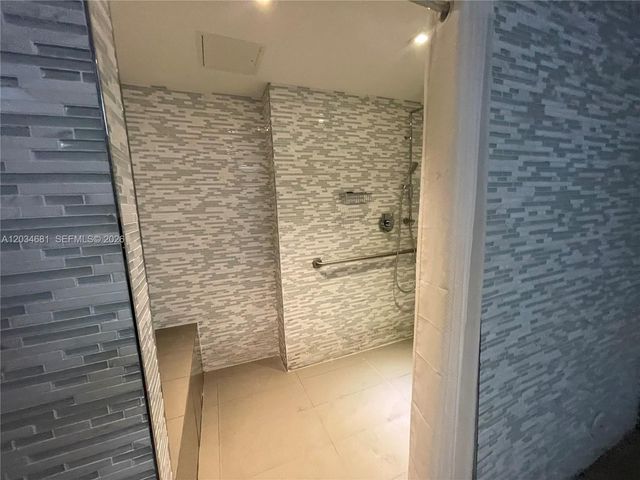 16001 COLLINS AVE 4107, Sunny Isles Beach, FL 33160
