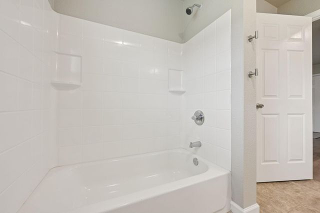 282 Plez Morgan Drive A, Montgomery, TX 77356