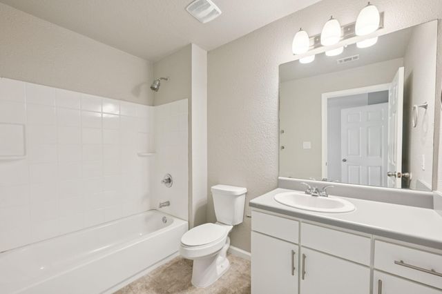 282 Plez Morgan Drive A, Montgomery, TX 77356