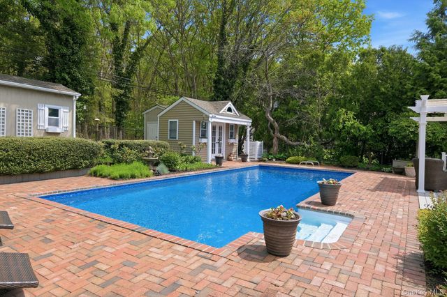 17 Milburn Road, South Setauket, NY 11720