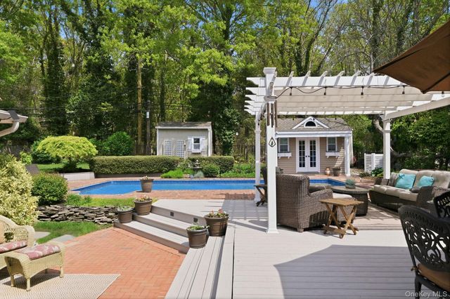 17 Milburn Road, South Setauket, NY 11720