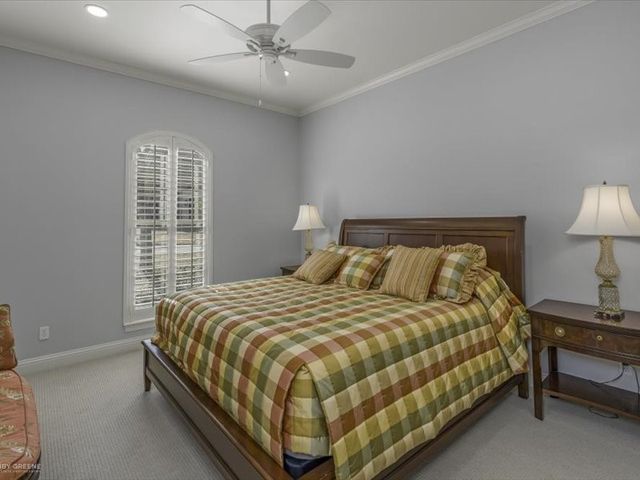 1056 Saint Francis Way, Shreveport, LA 71106