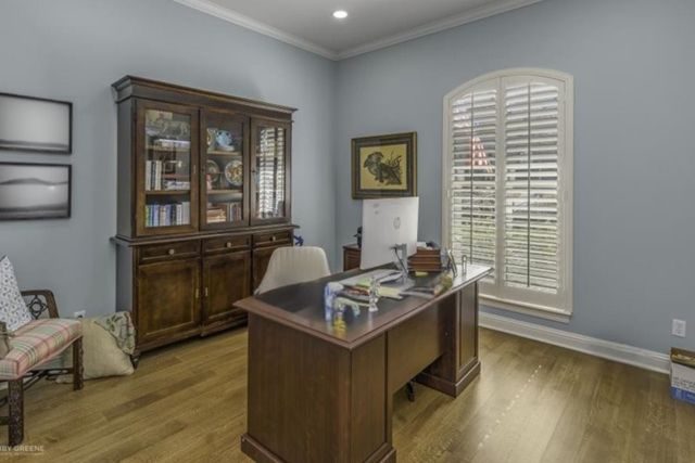 1056 Saint Francis Way, Shreveport, LA 71106