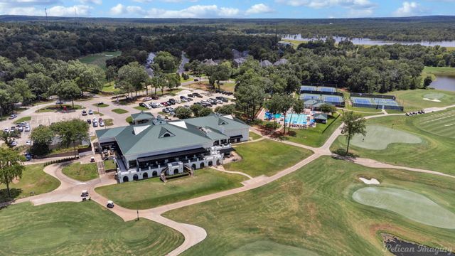 1056 Saint Francis Way, Shreveport, LA 71106