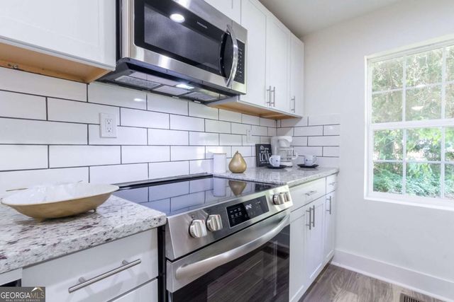 2949 Pearl Street, East Point, GA 30344