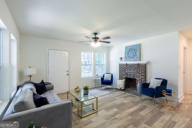 2949 Pearl Street, East Point, GA 30344