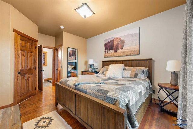 21153 GILDED MOUNTAIN LP, Lead, SD 57754