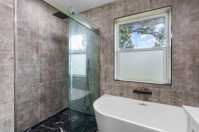 7601 NW 82nd Ter, Parkland, FL 33067
