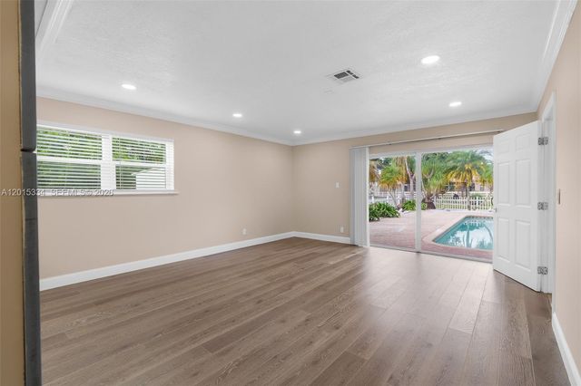 7601 NW 82nd Ter, Parkland, FL 33067