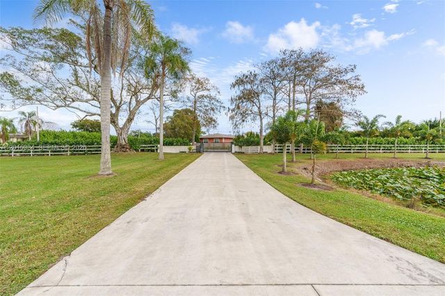 7601 NW 82nd Ter, Parkland, FL 33067