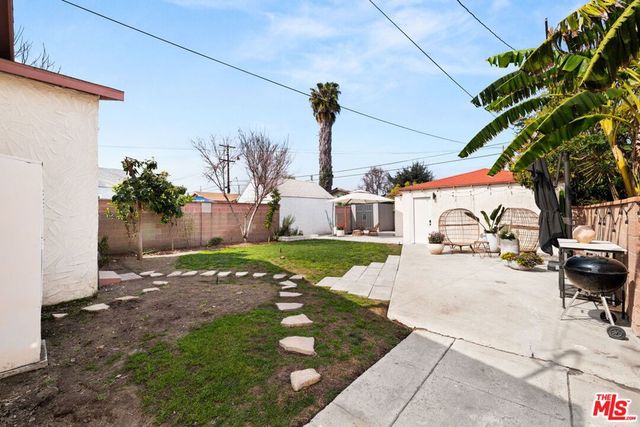 1235 E 74th Street, Los Angeles, CA 90001