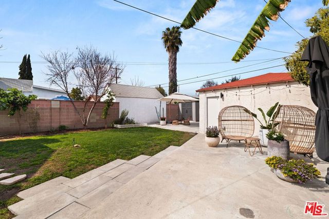 1235 E 74th Street, Los Angeles, CA 90001