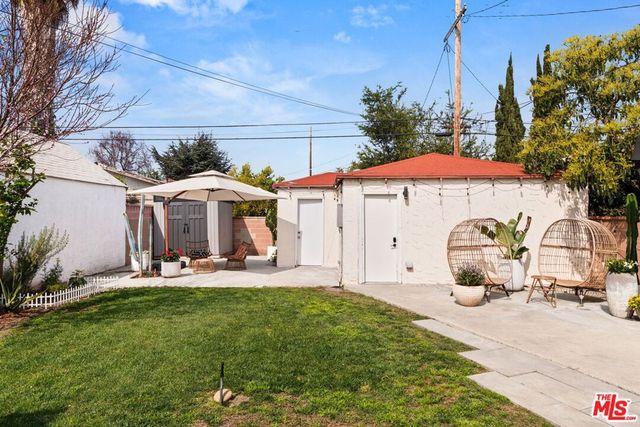 1235 E 74th Street, Los Angeles, CA 90001