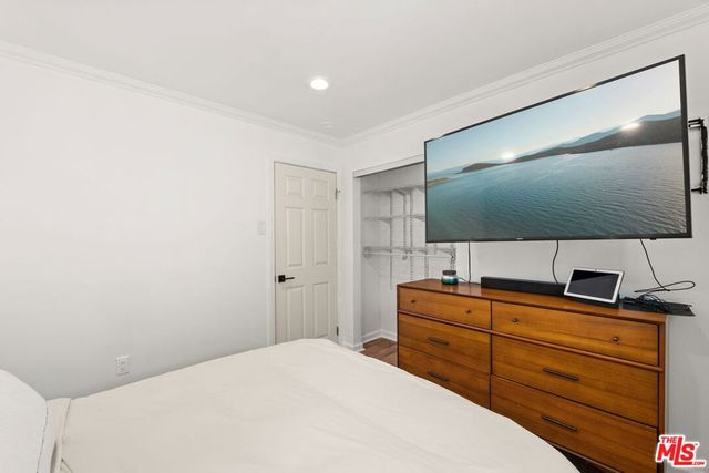 1235 E 74th Street, Los Angeles, CA 90001