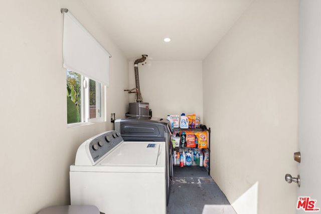 1235 E 74th Street, Los Angeles, CA 90001