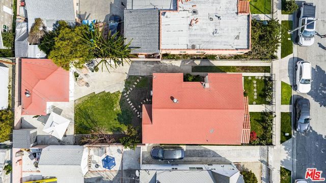 1235 E 74th Street, Los Angeles, CA 90001