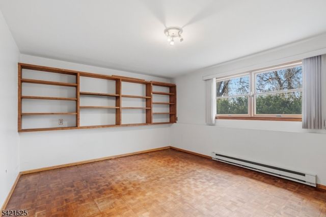 8 Bogert Rd, Montville Twp., NJ 07058