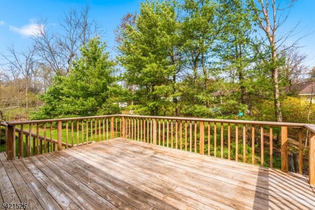 8 Bogert Rd, Montville Twp., NJ 07058