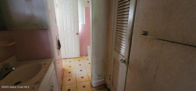 900 S Park Avenue, Titusville, FL 32780