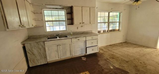 900 S Park Avenue, Titusville, FL 32780