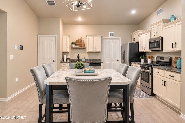 5926 Beechwood Street, Santa Teresa, NM 88008
