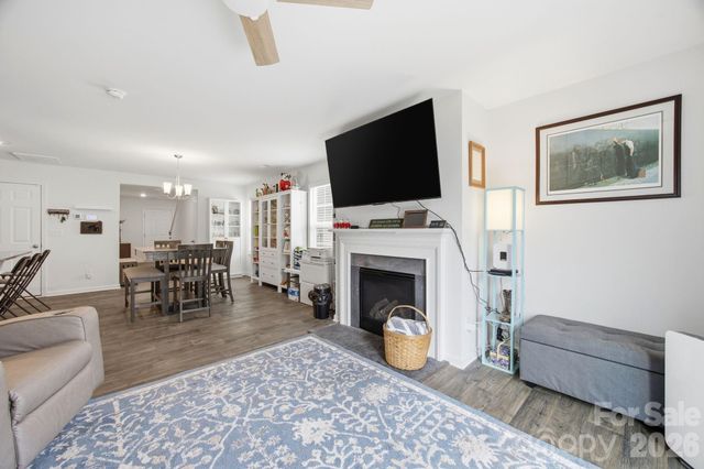 1706 Gaston Mountain Drive, Dallas, NC 28034