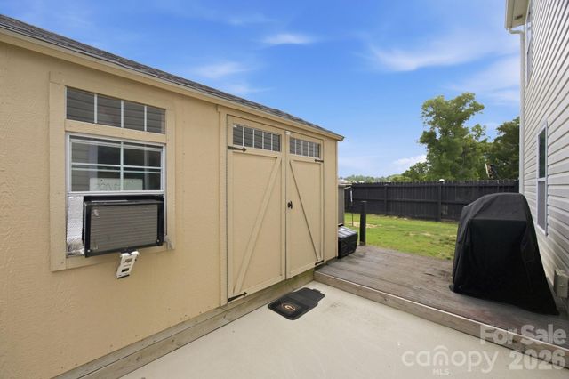 1706 Gaston Mountain Drive, Dallas, NC 28034