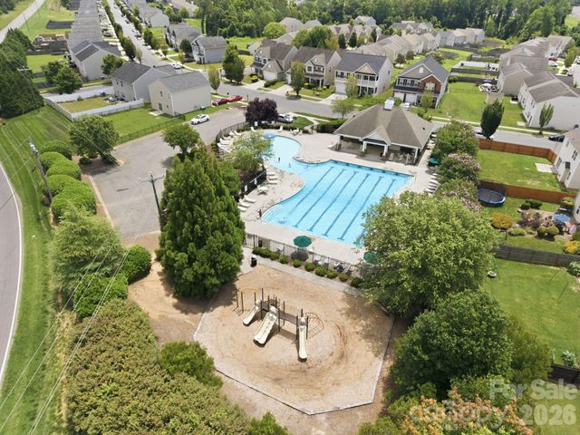 1706 Gaston Mountain Drive, Dallas, NC 28034