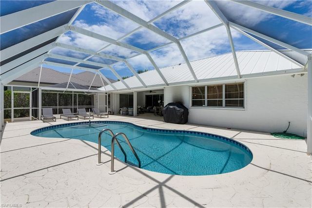626 Regatta RD, Naples, FL 34103
