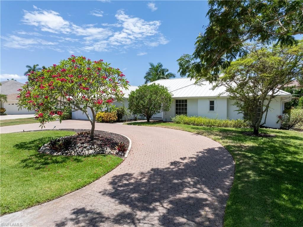 626 Regatta RD, NAPLES, FL 34103 — photo 2
