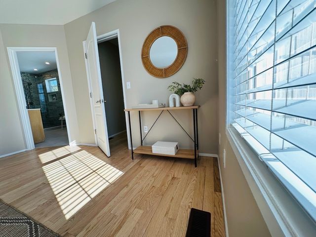 115 River Road, Somerset, MA 02725