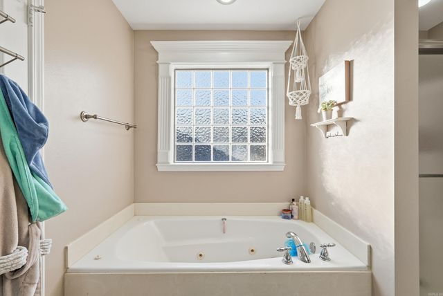 3018 Shady Side Drive, Sherwood, AR 72120