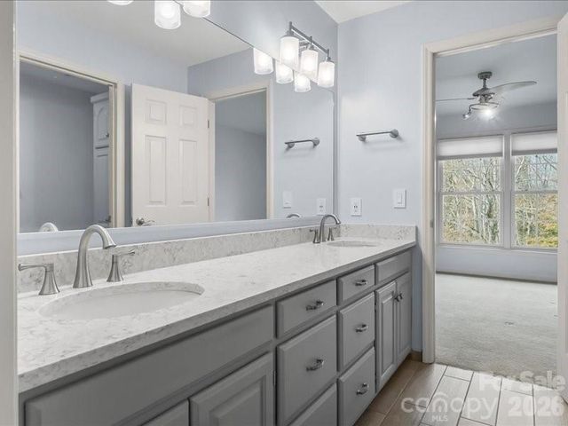 112 Parkland Street, Morganton, NC 28655